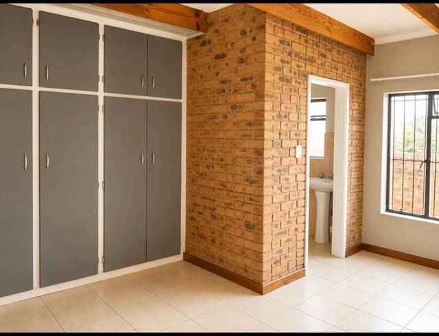 1 BEDROOM PROPERTY TO RENT IN PAUL KRUGERSOORD